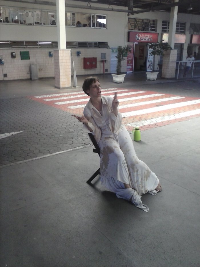 "Café?", da Cia. Efêmera.