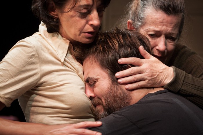 Emilia, do Timbre 4, direção de Claudio Tolcachir