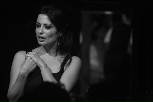 anita Mosca protagoniza "La Cena" (foto FIT/divulgação)