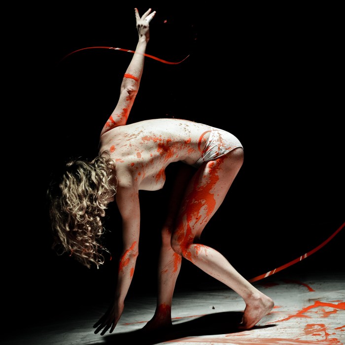 Frag#3 Aproximación a La Idea de Desconfiaza, texto de Rodrigo García, com o Pitoustrash